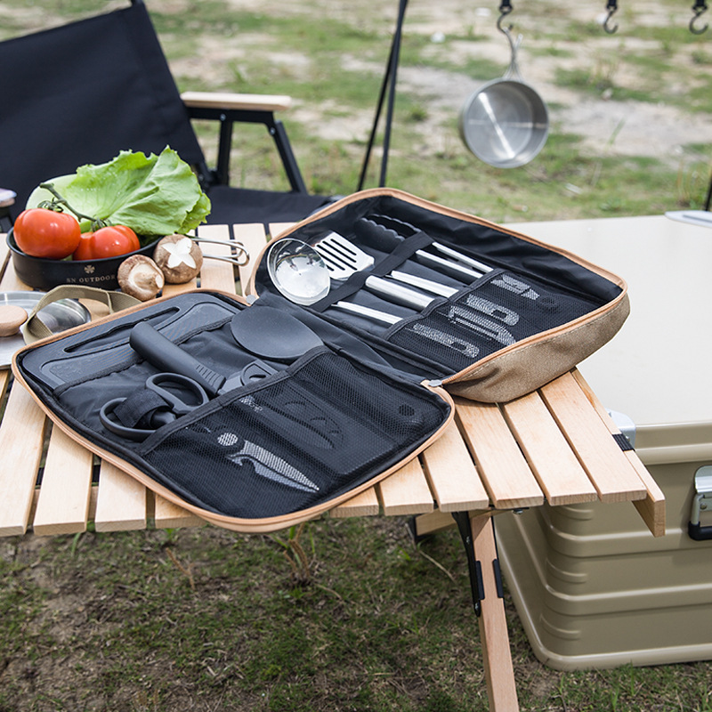 Set da Cucina da Campeggio 8 P - Camping Cooking Recipes recensione e prezzo